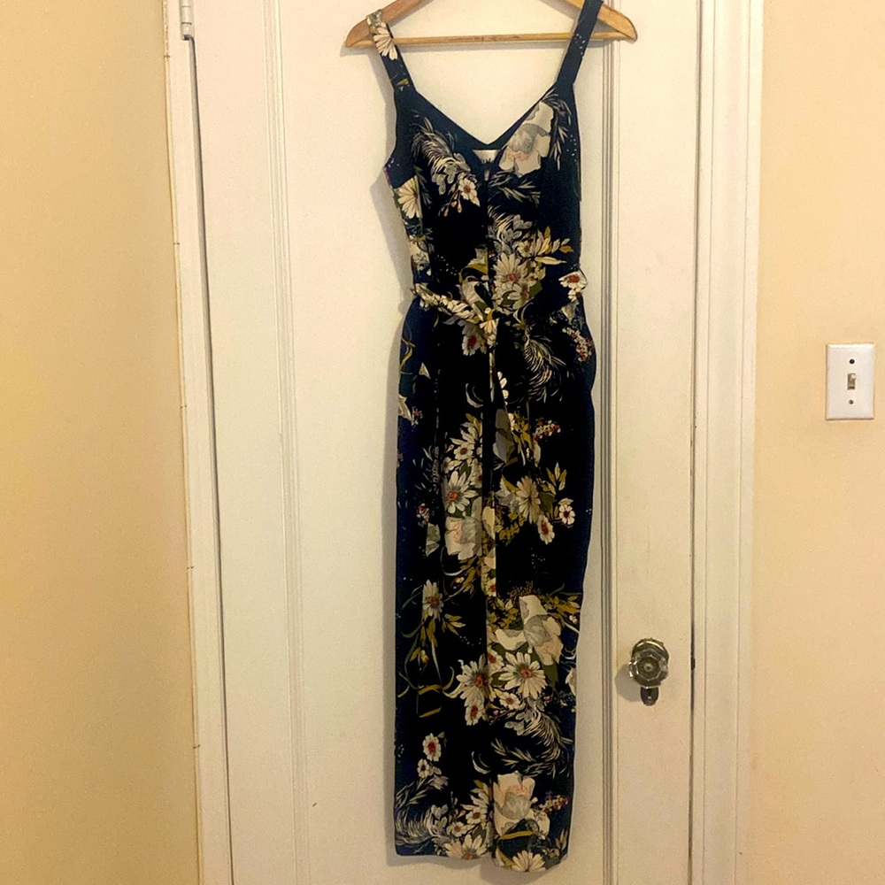 Beautiful Jumpsuit in mint condition by little moon- Aritzia